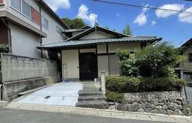 京都府京都市山科区上花山桜谷