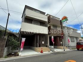 大阪府高槻市昭和台町２丁目