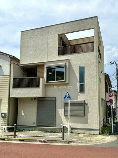 detached 東京都荒川区荒川１丁目

地図を見る