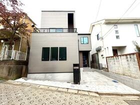 神奈川県横浜市泉区岡津町