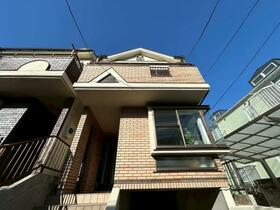 神奈川県横浜市神奈川区六角橋６丁目