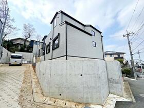 神奈川県川崎市多摩区南生田１丁目