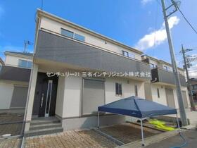 埼玉県三郷市戸ケ崎５丁目