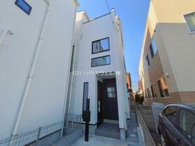 埼玉県川口市中青木３丁目