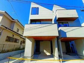 神奈川県横浜市神奈川区六角橋４丁目