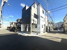 大阪府高槻市西冠３丁目