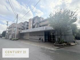 Ｔｈｅ　ＮＯＢＵＴＯ　ＨＩＬＬＳ　ＦＯＲＥＳＴ　ＣＯＵＲＴ