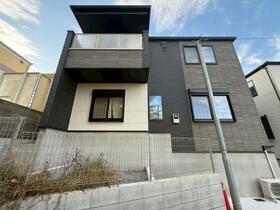 神奈川県横浜市中区本郷町３丁目