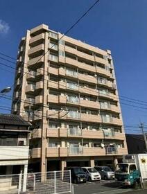 ホワイトキャッスル若松駅前