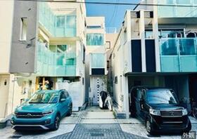 東京都新宿区西落合１丁目