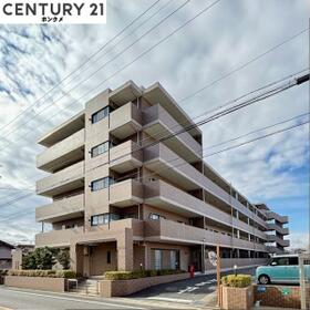 ファミール茜部