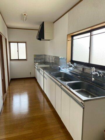 detached 栃木県日光市土沢

地図を見る