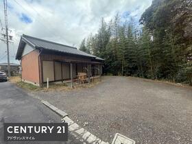 三重県亀山市布気町