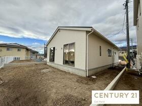 長野県東御市常田