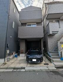 東京都足立区西新井本町３丁目