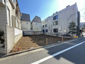 東京都杉並区和泉１丁目