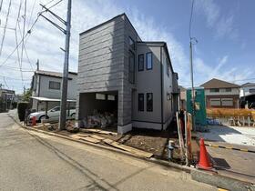 東京都杉並区和泉３丁目