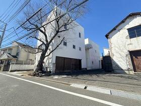 東京都狛江市駒井町２丁目