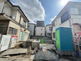 東京都板橋区赤塚新町１丁目