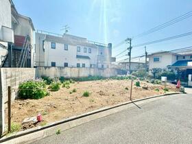 東京都新宿区中井２丁目