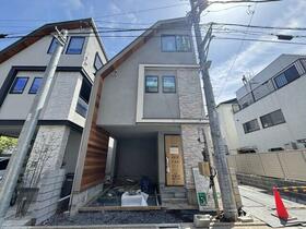 東京都目黒区駒場１丁目