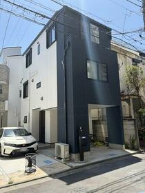 神奈川県川崎市川崎区貝塚１丁目