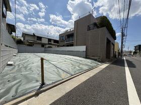 東京都世田谷区深沢１丁目