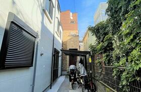 東京都新宿区榎町