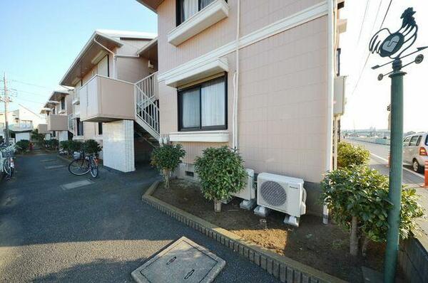 apartment 埼玉県北足立郡伊奈町栄５丁目
地図を見る