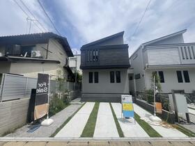 東京都世田谷区成城７丁目