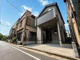 東京都足立区西新井３丁目