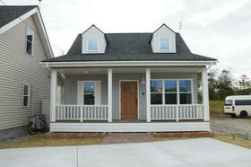 石川県白山市湊町