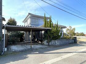 富山県砺波市東石丸