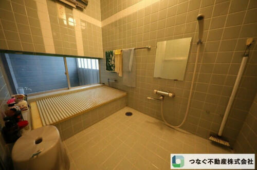 Image 10
