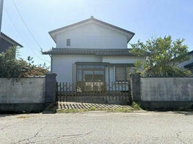 石川県河北郡津幡町字潟端