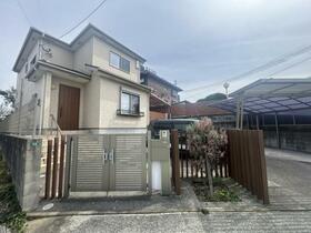 福岡県春日市小倉２丁目