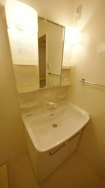 apartment 埼玉県ふじみ野市新駒林３丁目
地図を見る