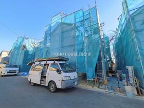 東京都三鷹市野崎３丁目