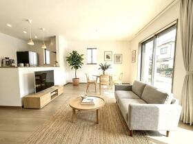 東京都府中市日新町３丁目