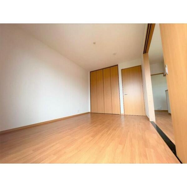 apartment 茨城県那珂市菅谷
地図を見る