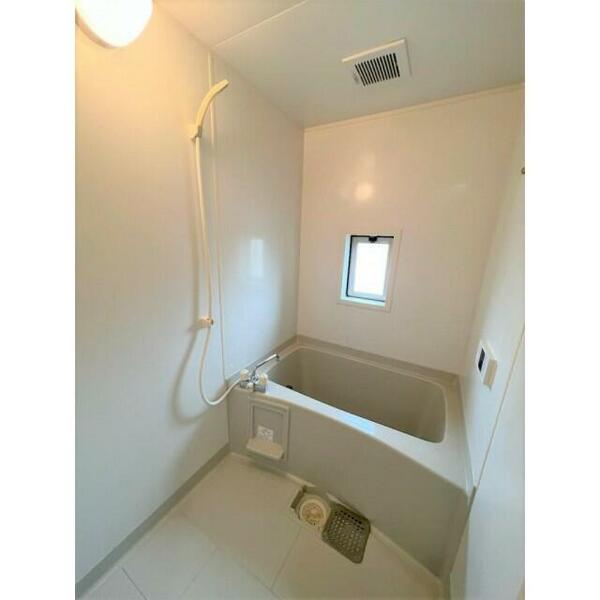 apartment 茨城県那珂市菅谷
地図を見る