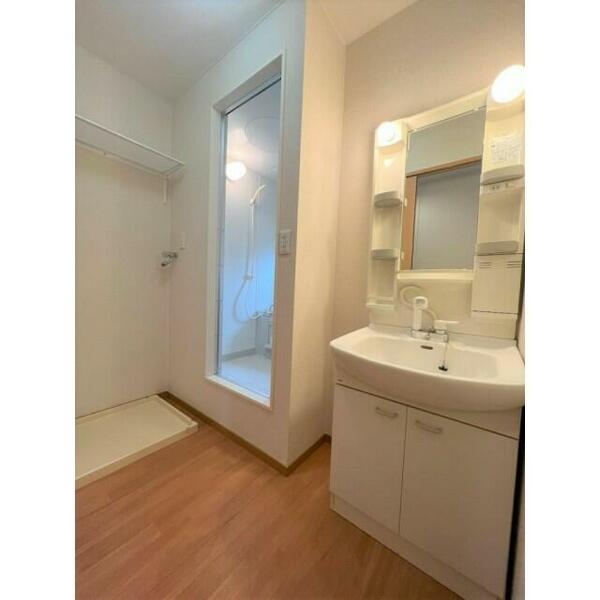 apartment 茨城県那珂市菅谷
地図を見る