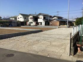 埼玉県鶴ヶ島市大字中新田