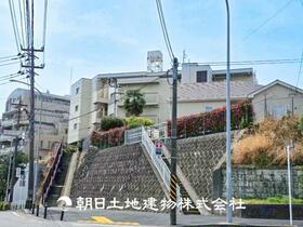 安心を買うなら、朝日土地建物へ　ブルーハイツ三ツ沢台