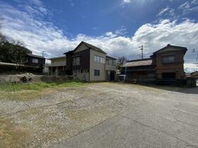 愛知県知多郡東浦町大字緒川字中本坪