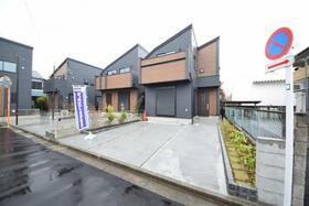 東京都三鷹市上連雀９丁目