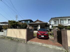 山梨県甲府市国母１丁目