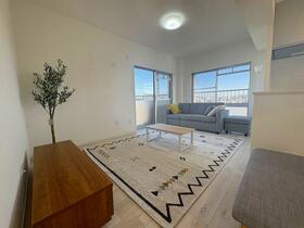 パレス鳥居松　７０２