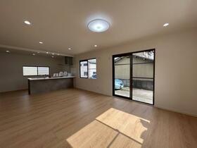 香川県さぬき市造田是弘