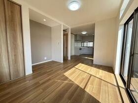 東京都東大和市芋窪４丁目